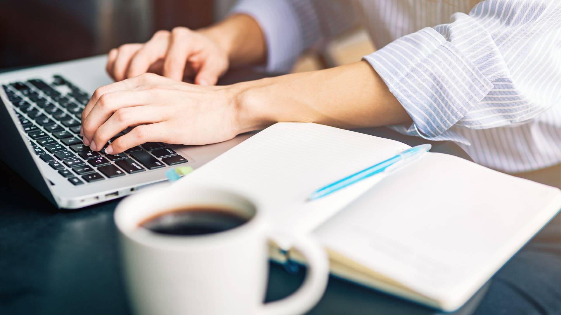 حلول الويب - Yalo Media Content writing