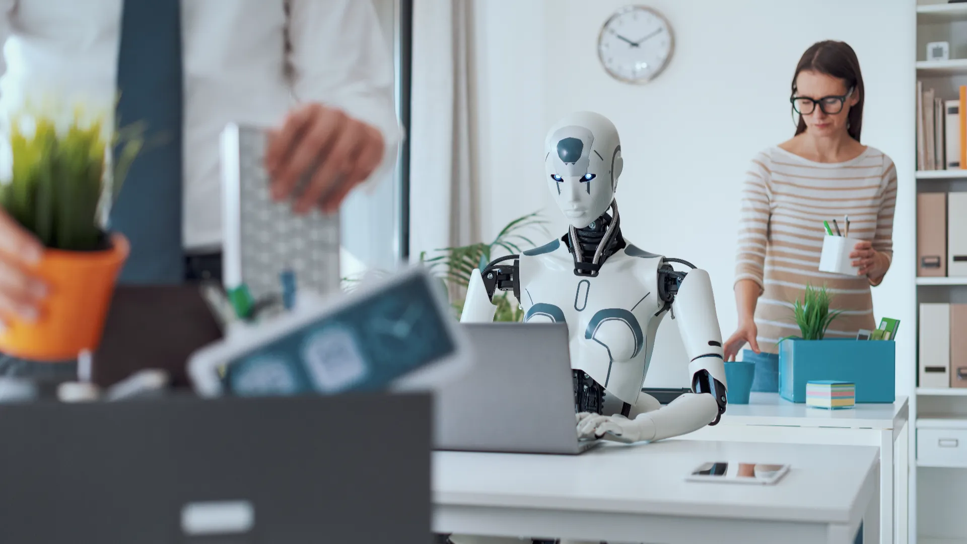 إدارة التواصل متعدد القنوات